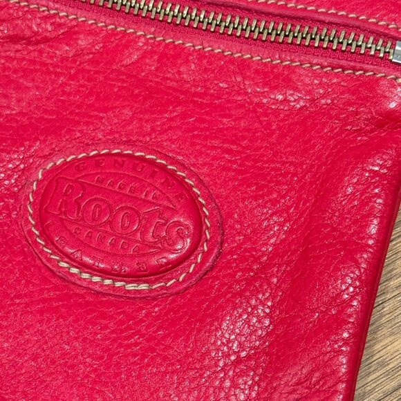 EUC Roots Vintage Small‎ Crossbody Bag - Hot Pink - Picture 5 of 13